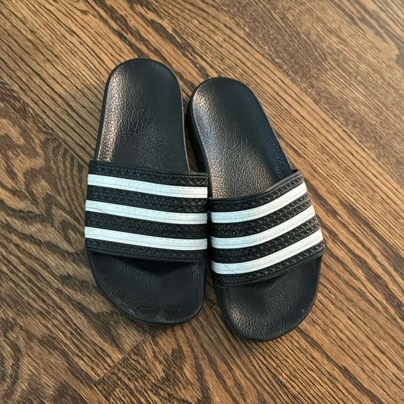 Adidas slides - Picture 1 of 3